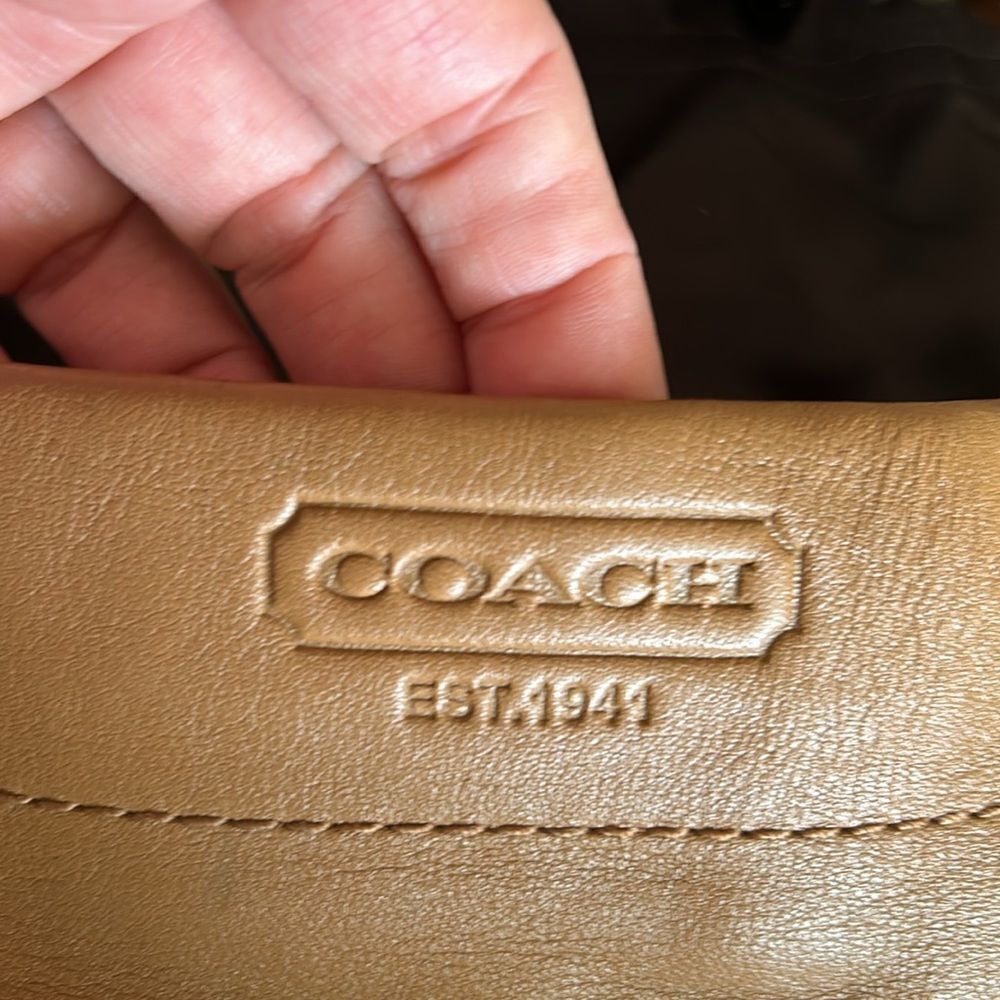 Coach Shoulder bag Impeccable Tan and brow gold hardware dust bag original - Picture 7 of 13
